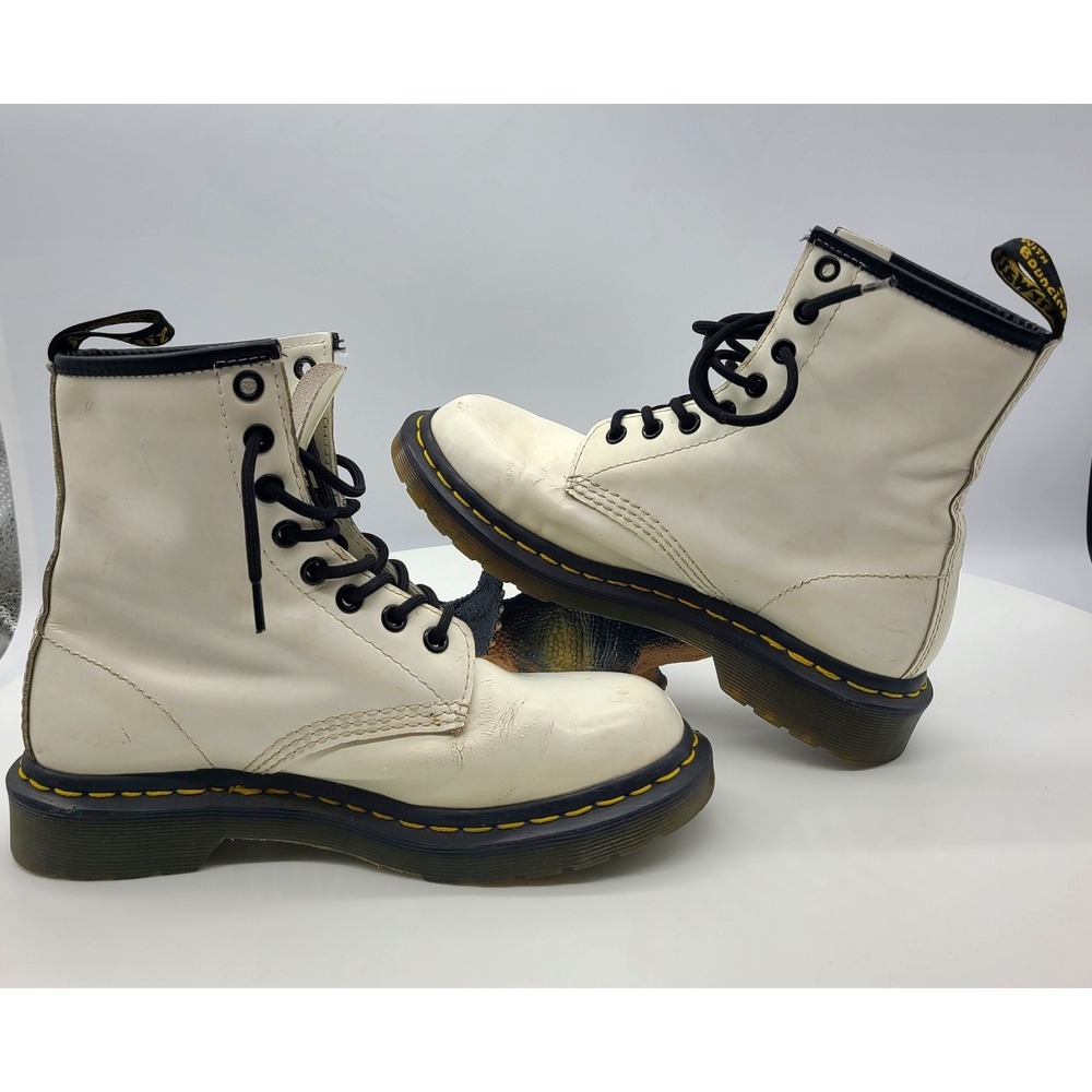 Dr Martens 11821 White Smooth Leather 1460 Y2K Boots Grunge Combat 8 Eye Size